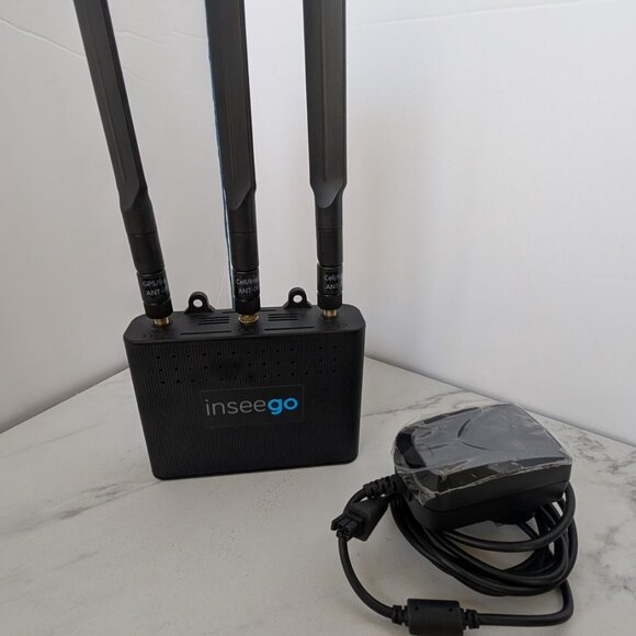 inseego SKYUS 160 SK160-VZ Gateway/Mobile Router with Power Source - Picture 1 of 15